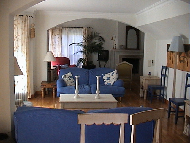 Image - 045 Lounge.JPG